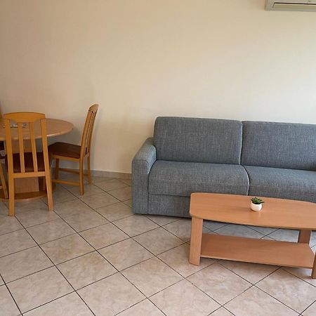Frejus Plage T2, Piscine, Parking, Plages A 200M المظهر الخارجي الصورة