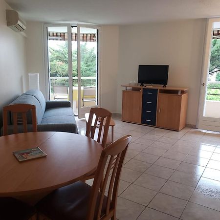 Frejus Plage T2, Piscine, Parking, Plages A 200M المظهر الخارجي الصورة
