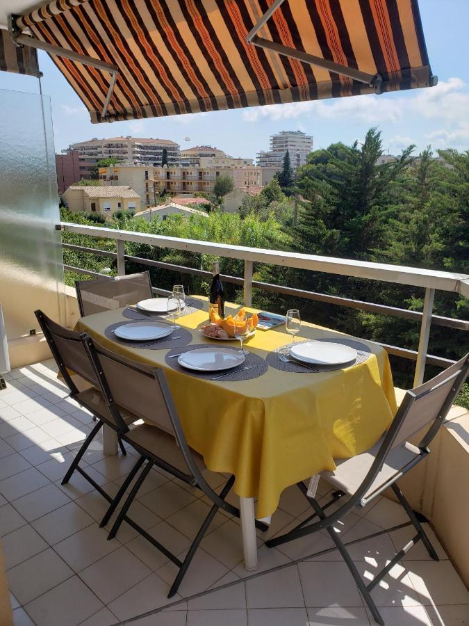 Frejus Plage T2, Piscine, Parking, Plages A 200M المظهر الخارجي الصورة
