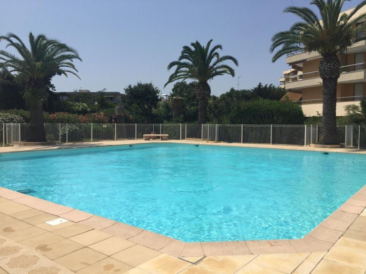 Frejus Plage T2, Piscine, Parking, Plages A 200M المظهر الخارجي الصورة