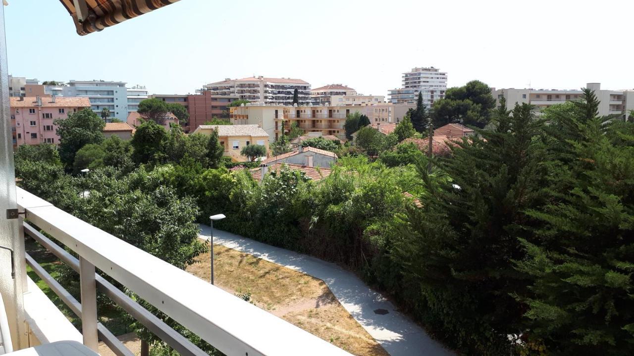 Frejus Plage T2, Piscine, Parking, Plages A 200M المظهر الخارجي الصورة